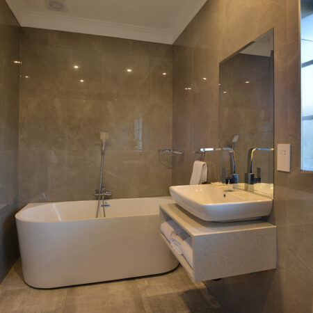 Room 34 Standard King (6)
